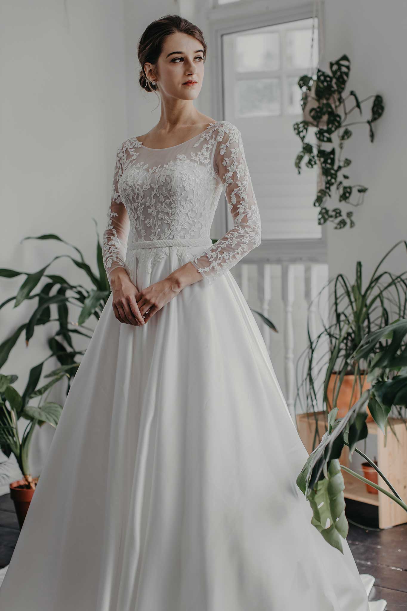 Odelia-wedding-dress-weddingdress-bridalgown-16_