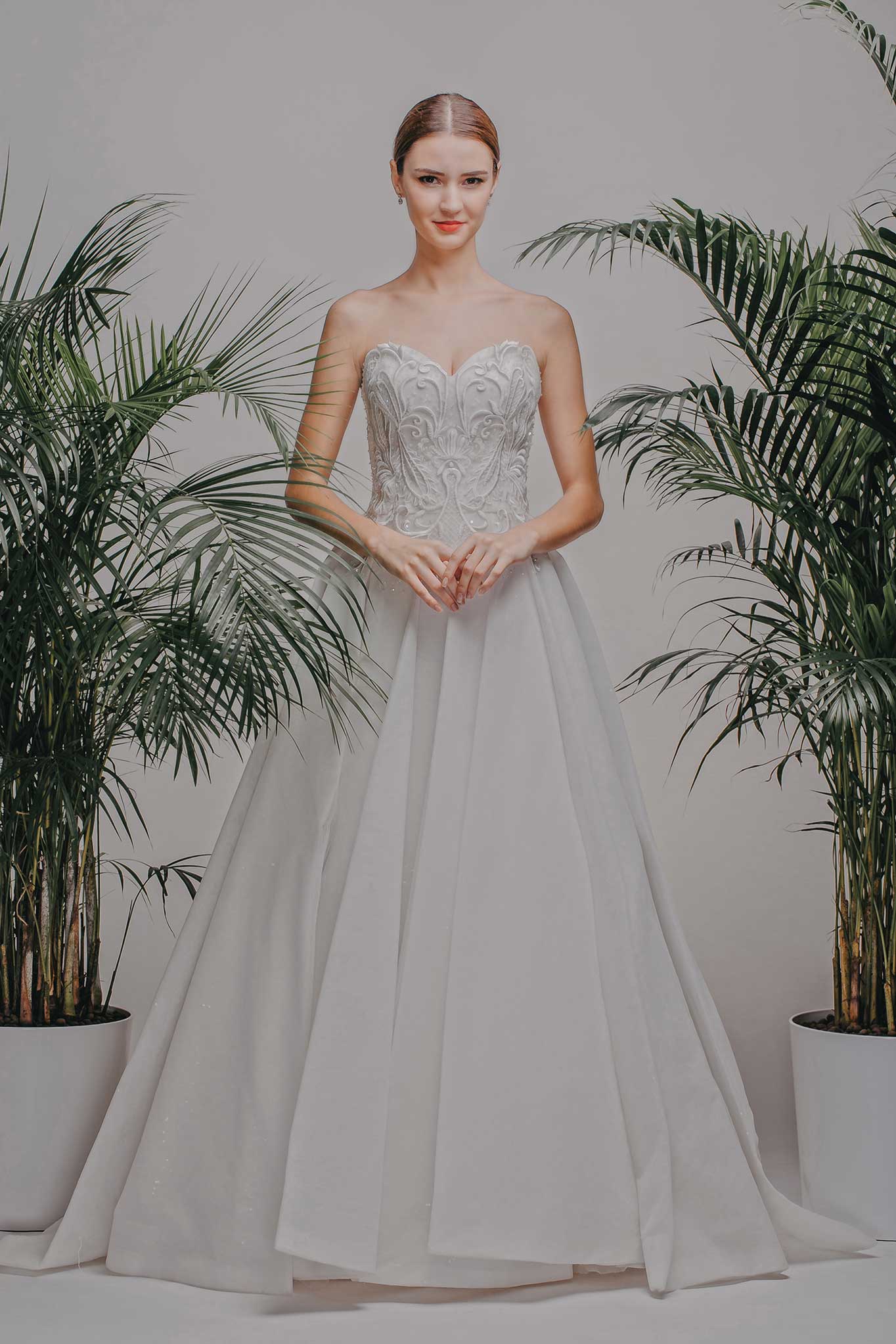 Odeliabridal-gown-collection-16_